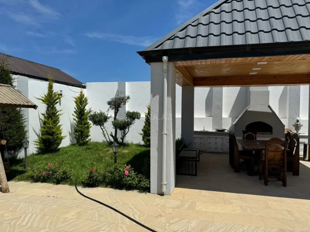 Kirayə verilir 4 otaqlı həyət evi 200 m²