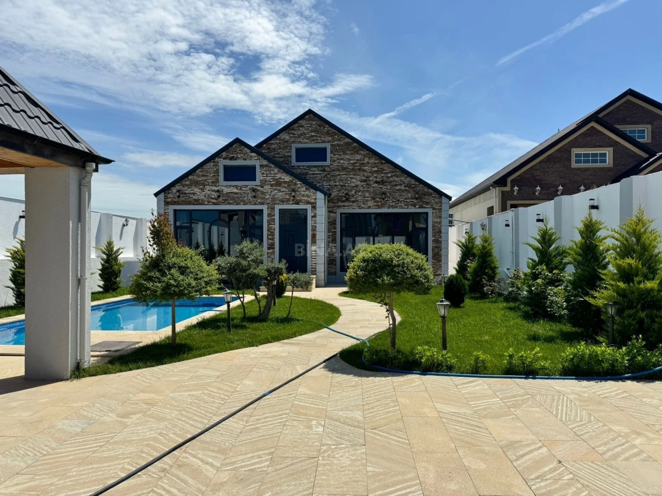 Kirayə verilir 4 otaqlı həyət evi 200 m²