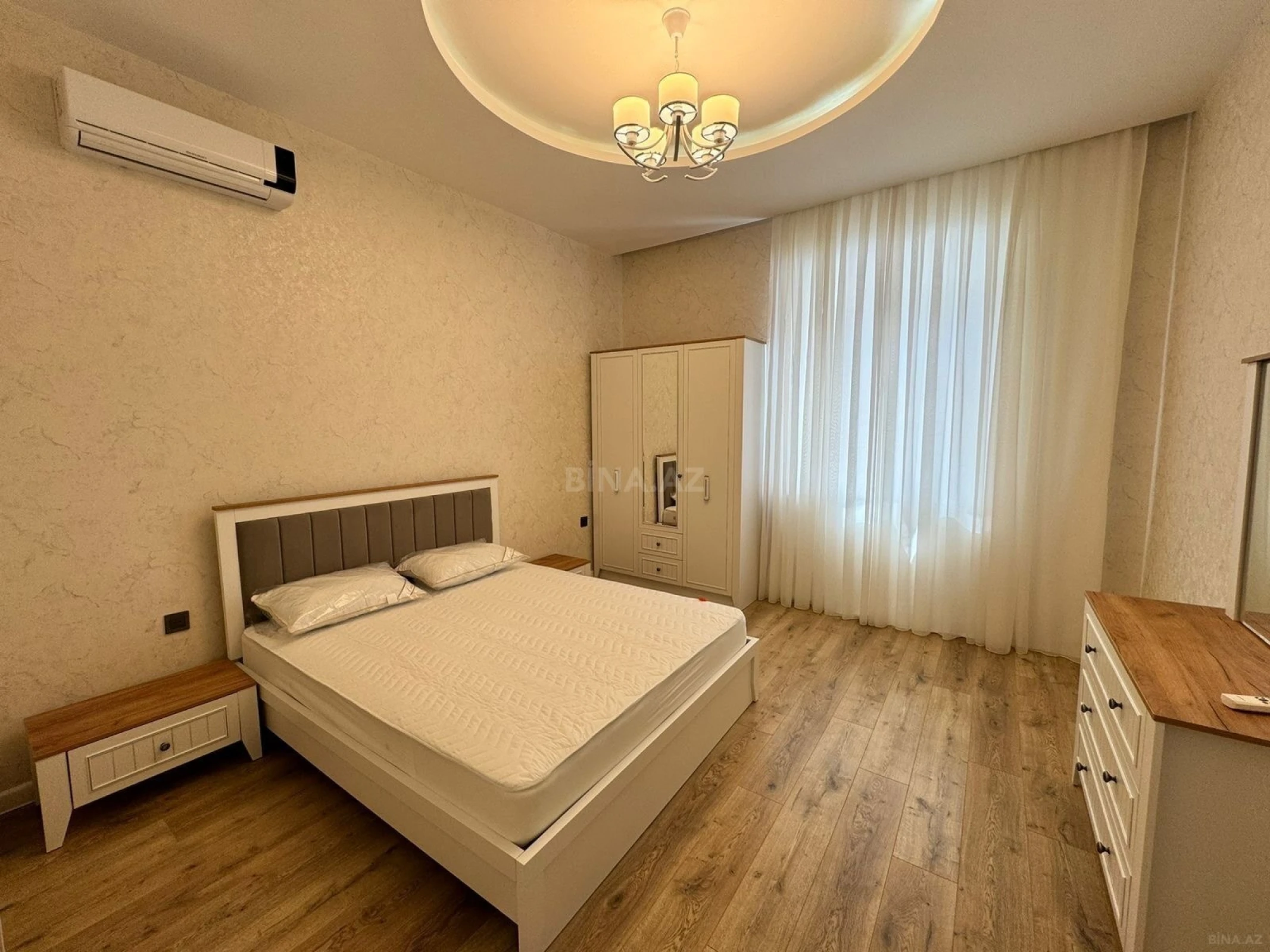 Kirayə verilir 4 otaqlı həyət evi 200 m²