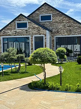 Kirayə verilir 4 otaqlı həyət evi 200 m²