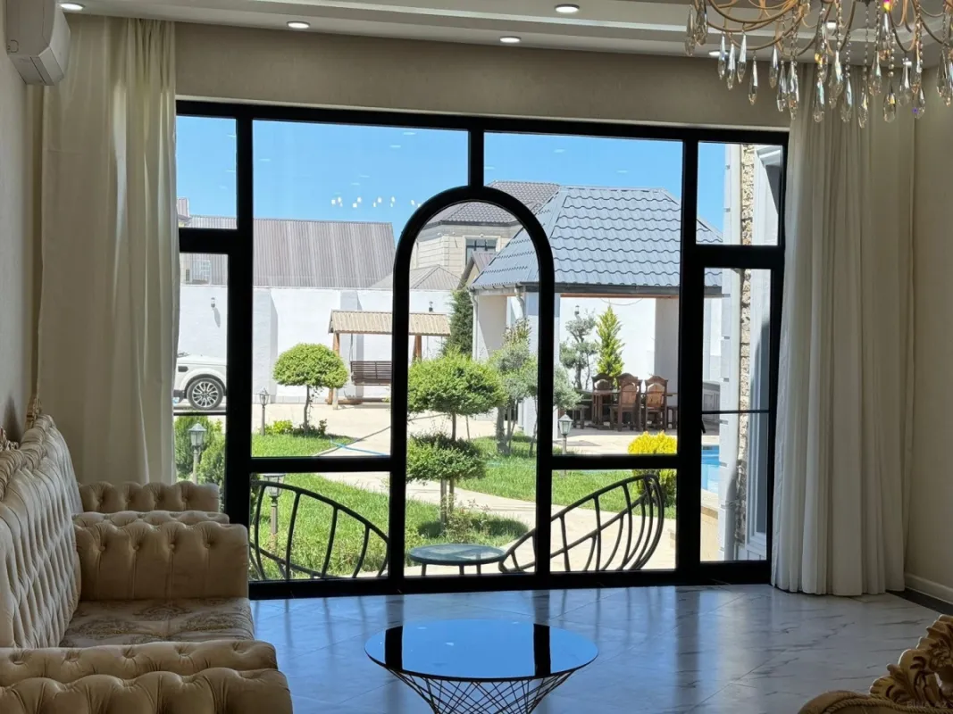 Kirayə verilir 4 otaqlı həyət evi 200 m²