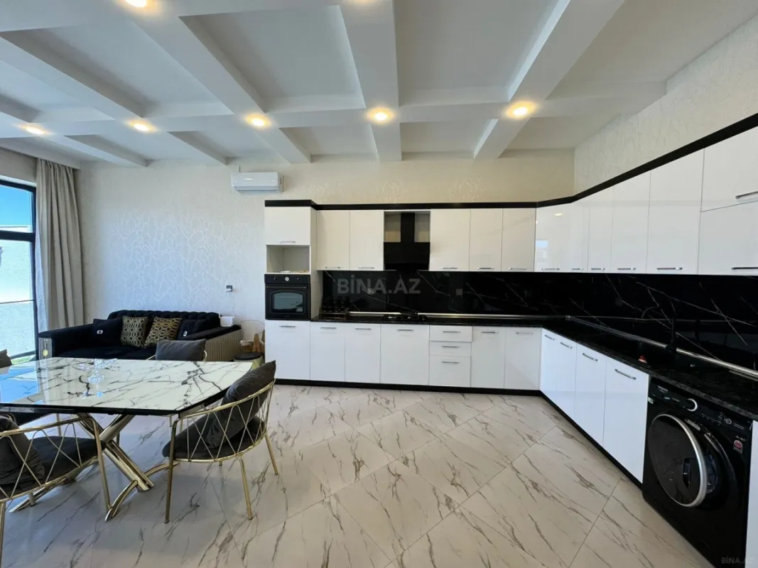Kirayə verilir 4 otaqlı həyət evi 200 m²