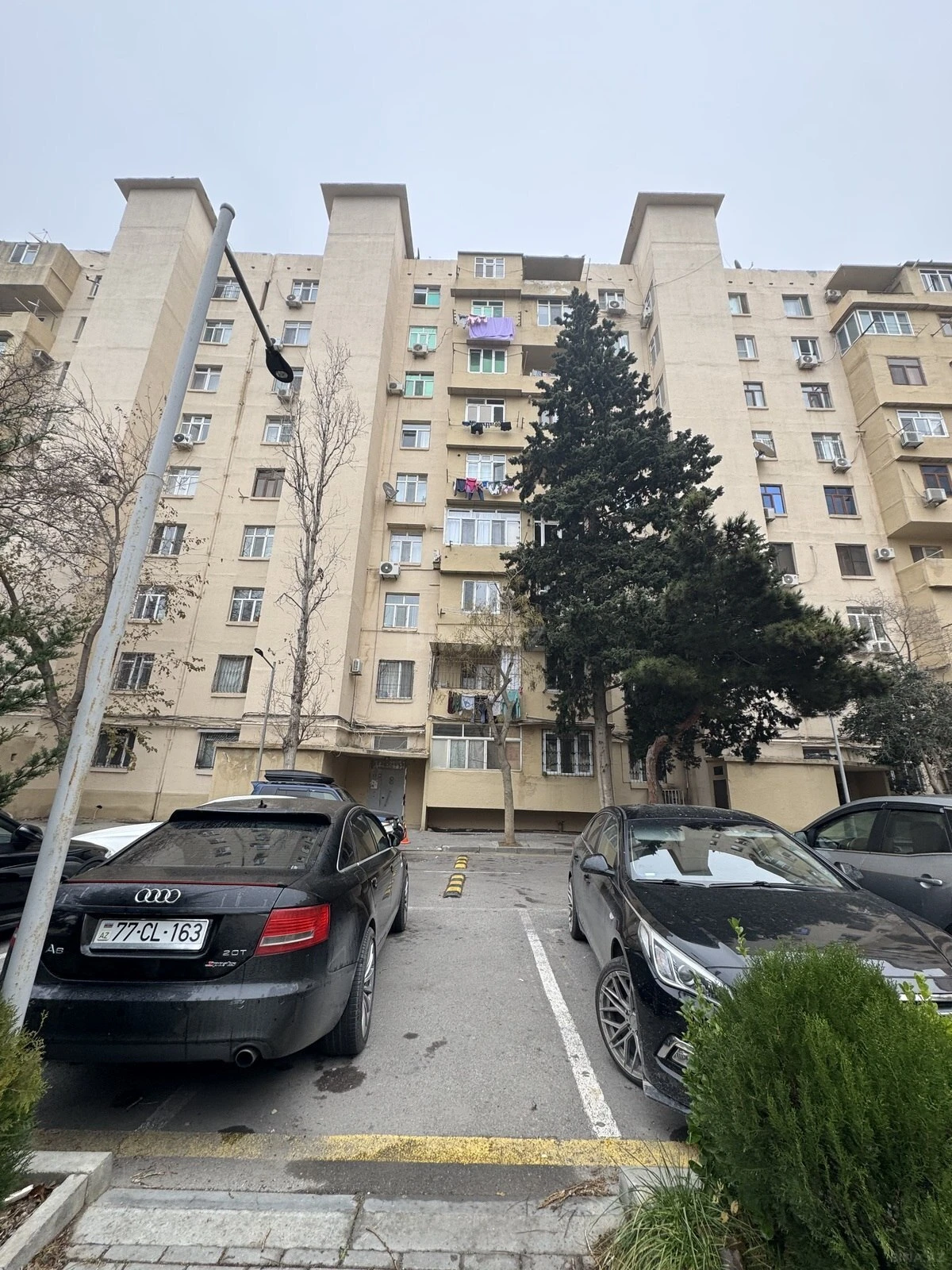 Satılır 4 otaqlı mənzil 80 m²