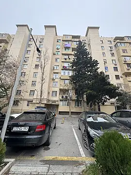 Satılır 4 otaqlı mənzil 80 m²