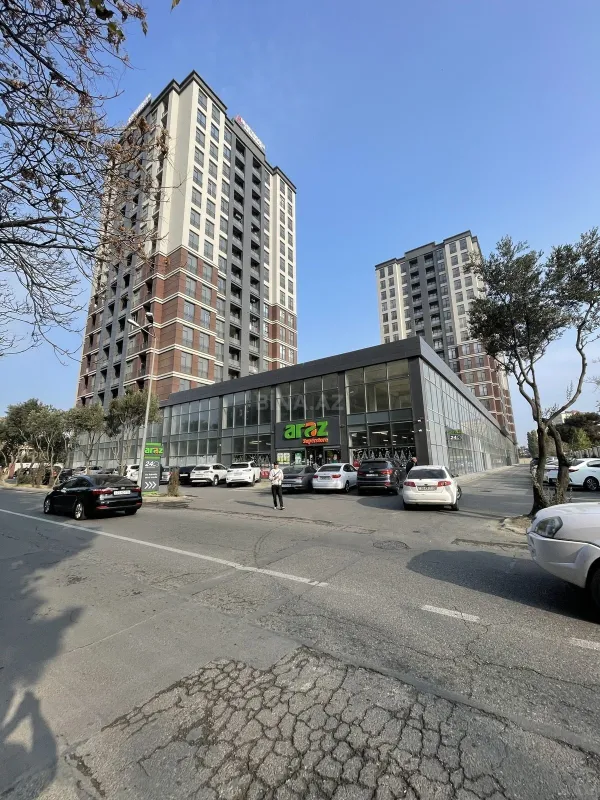 Satılır 2 otaqlı mənzil 71 m²