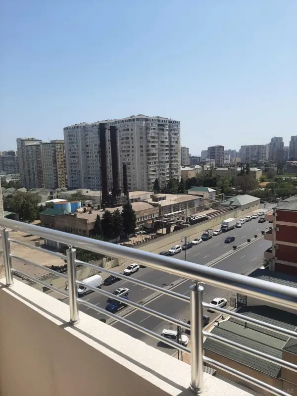 Kirayə verilir 2 otaqlı mənzil 90 m²