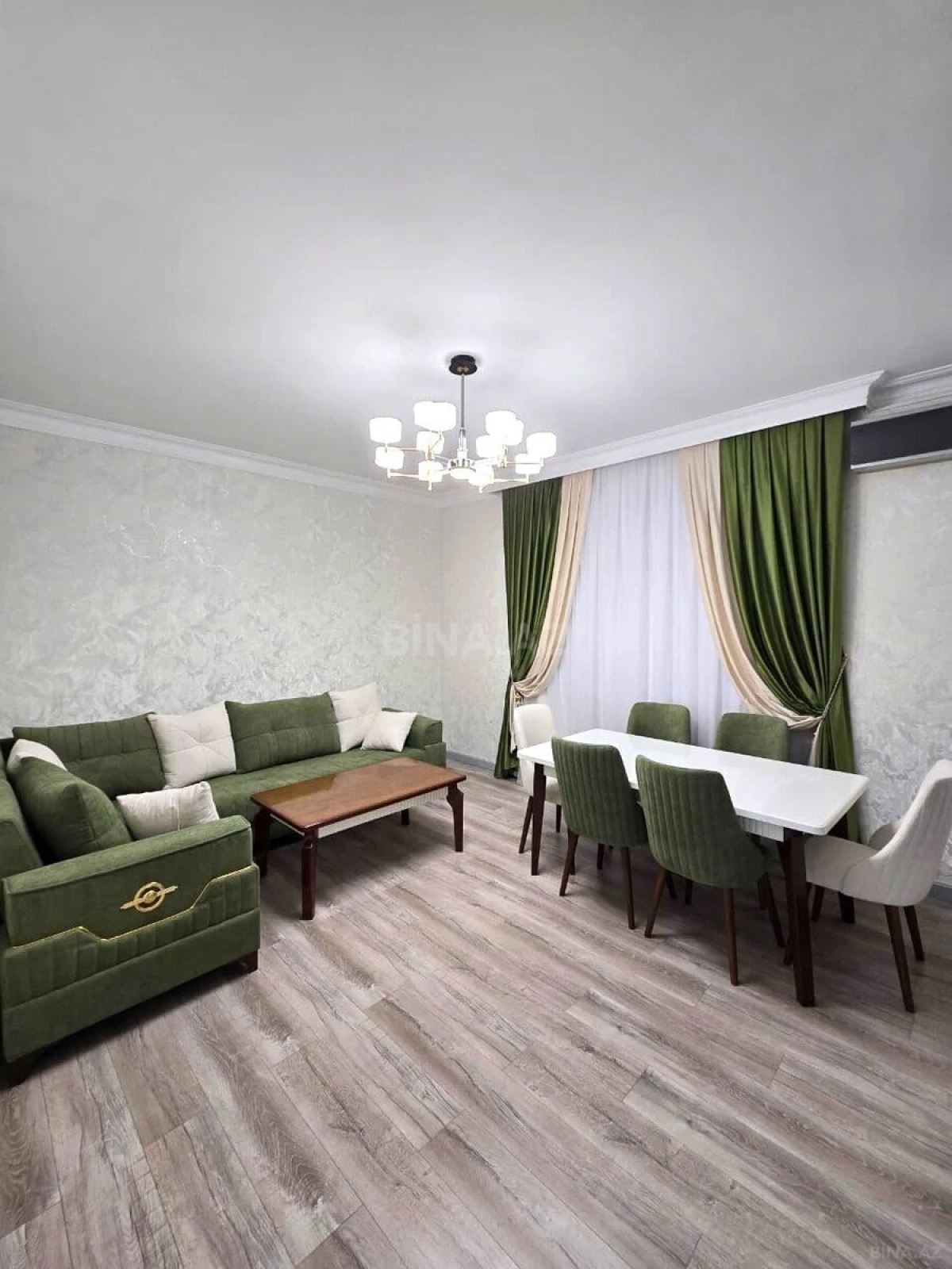 Satılır 2 otaqlı mənzil 70 m²