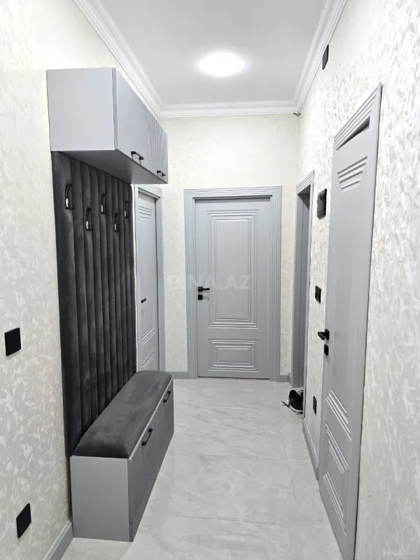 Satılır 2 otaqlı mənzil 70 m²