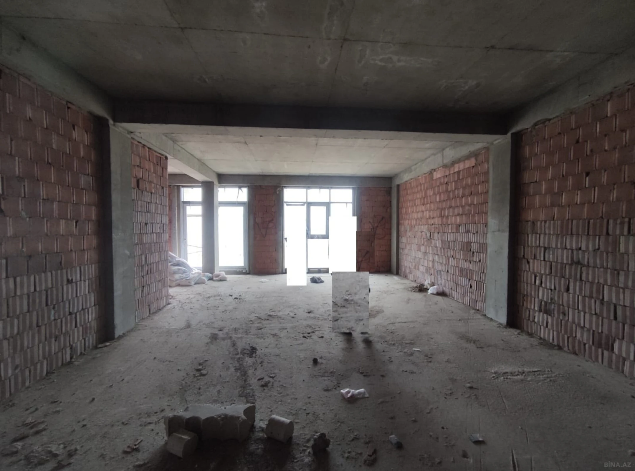 Satılır 1 otaqlı mənzil 58 m²