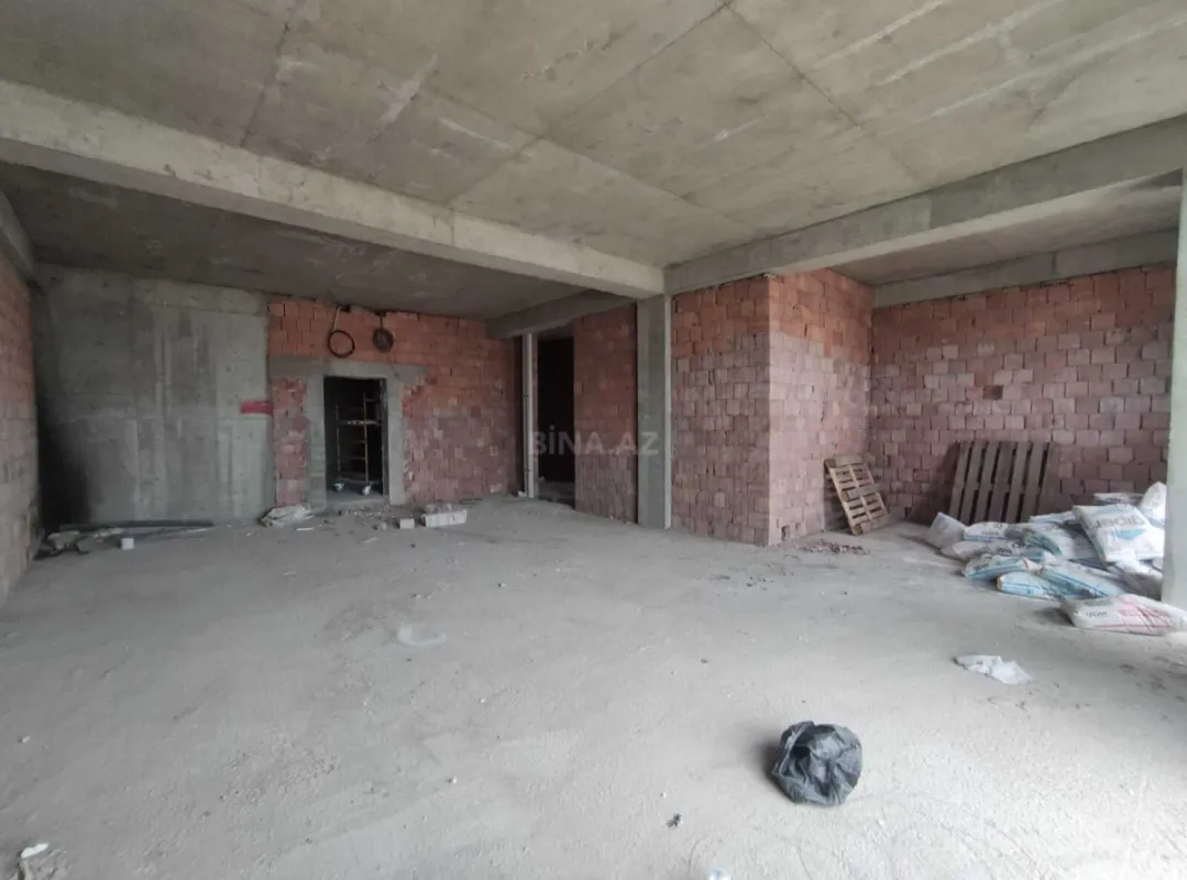 Satılır 1 otaqlı mənzil 58 m²