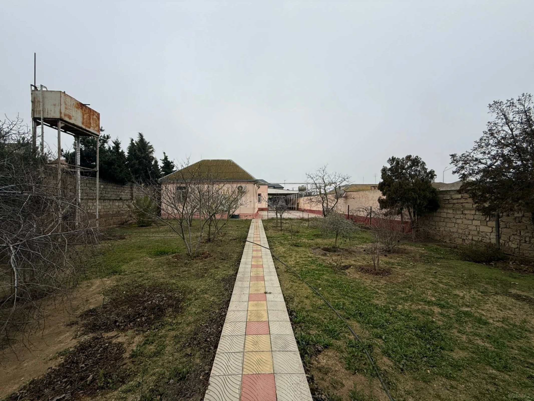 Satılır torpaq sahəsi 11 m²