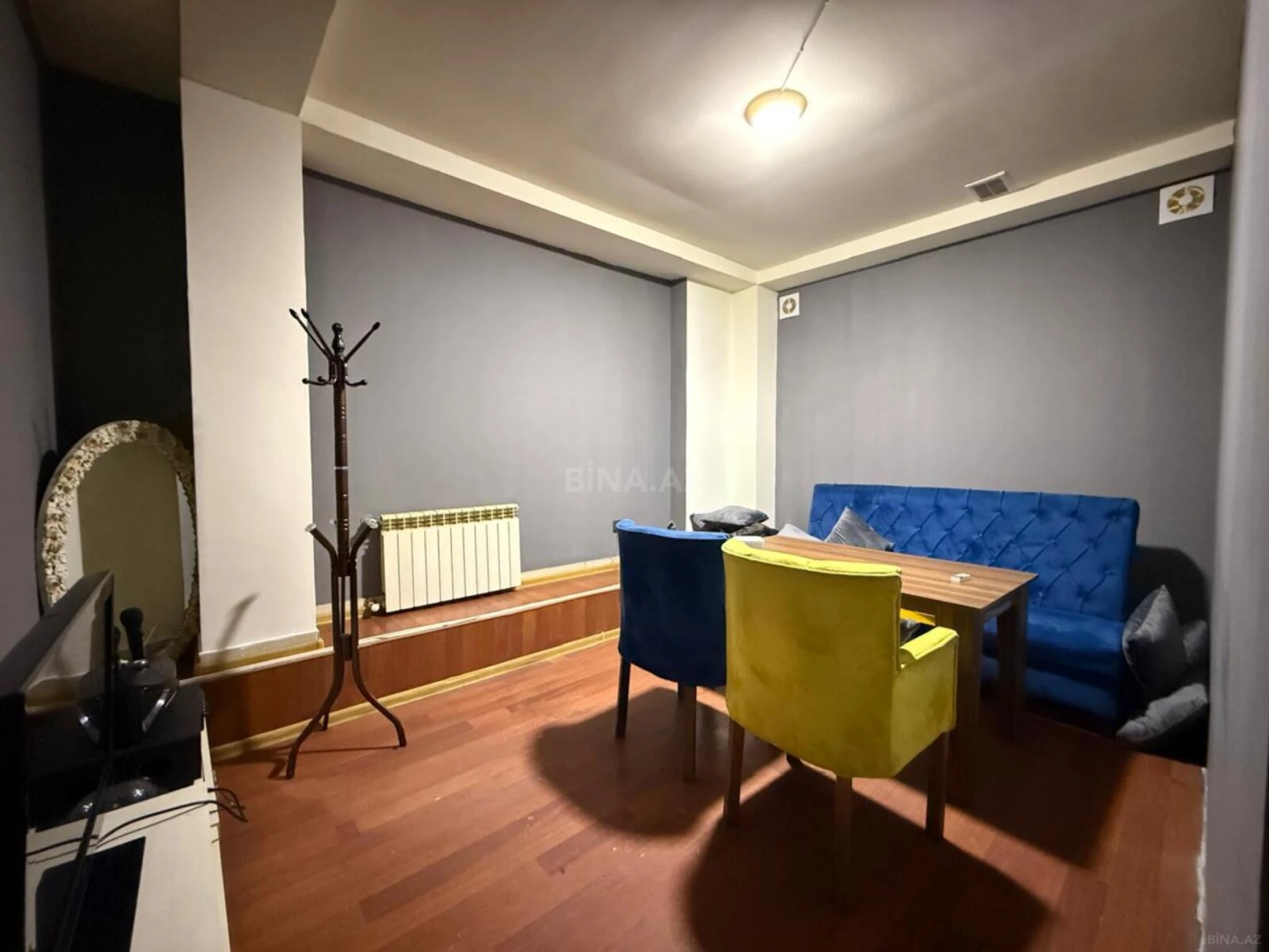 Satılır obyekt 254 m²