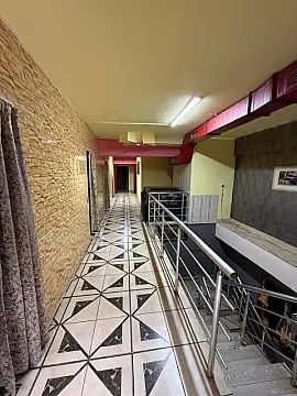 Satılır obyekt 254 m²