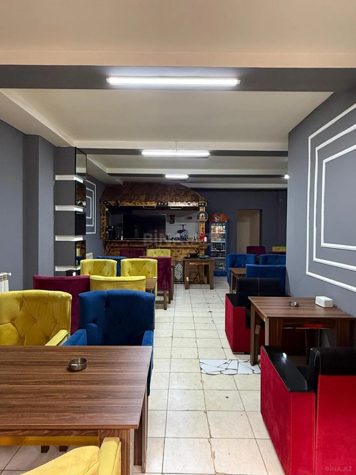 Satılır obyekt 254 m²