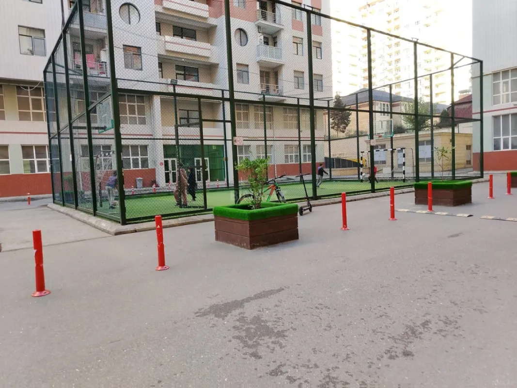 Satılır 3 otaqlı mənzil 118 m²