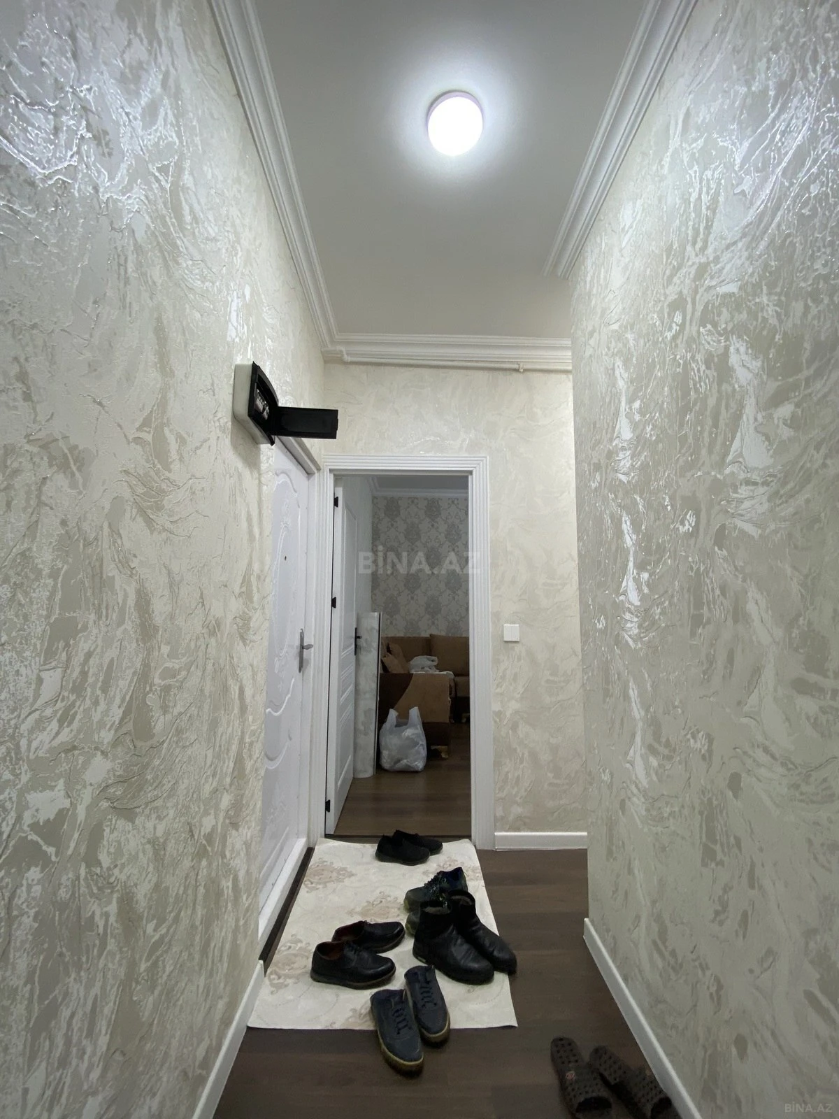 Satılır 2 otaqlı mənzil 60 m²