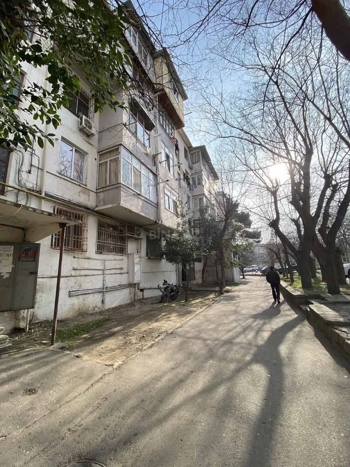 Satılır 2 otaqlı mənzil 60 m²