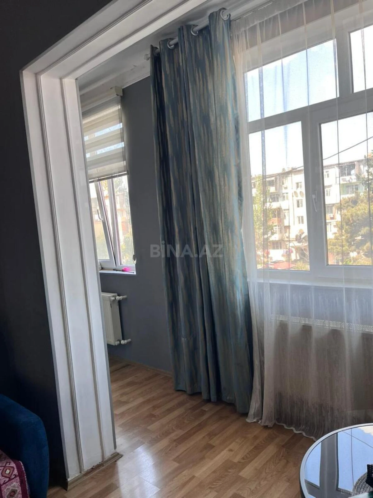 Satılır 4 otaqlı mənzil 100 m²