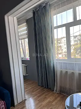 Satılır 4 otaqlı mənzil 100 m²