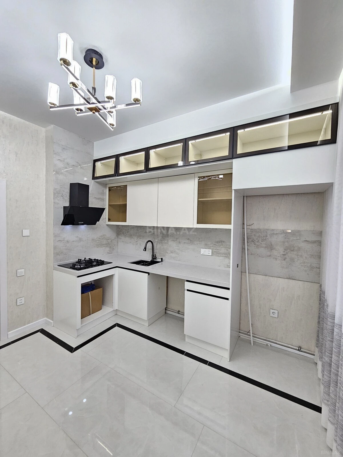 Satılır 3 otaqlı mənzil 87 m²