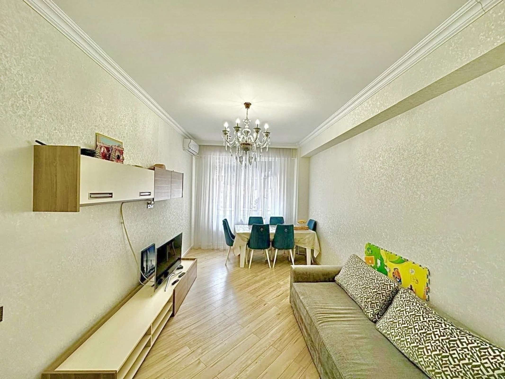 Satılır 2 otaqlı mənzil 65 m²