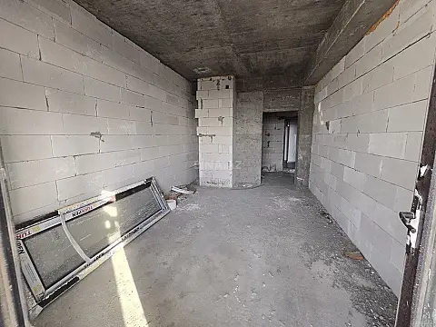 Satılır 3 otaqlı mənzil 108 m²