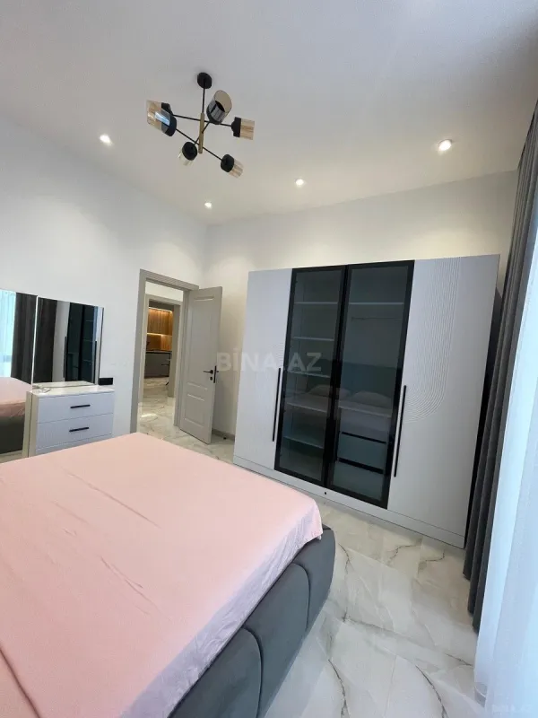 Kirayə verilir 4 otaqlı həyət evi 250 m²