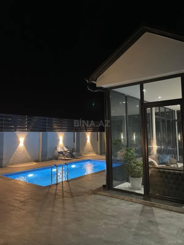 Kirayə verilir 4 otaqlı həyət evi 250 m²