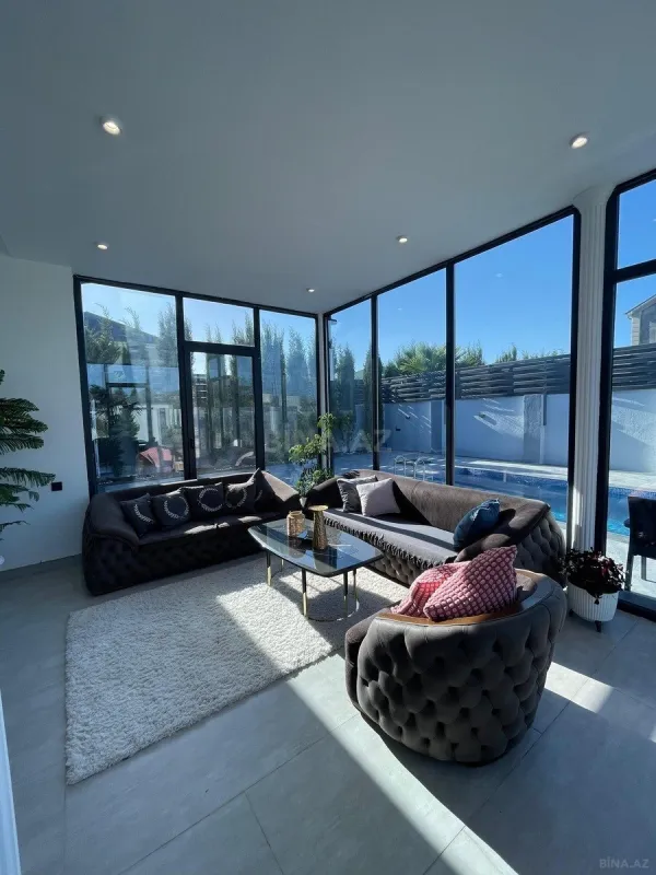 Kirayə verilir 4 otaqlı həyət evi 250 m²