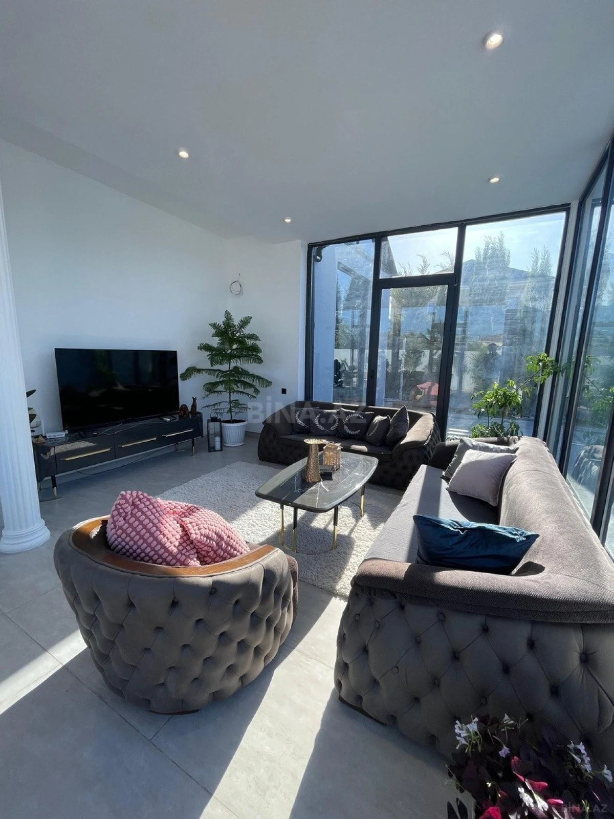 Kirayə verilir 4 otaqlı həyət evi 250 m²