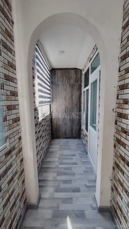 Satılır 5 otaqlı mənzil 120 m²