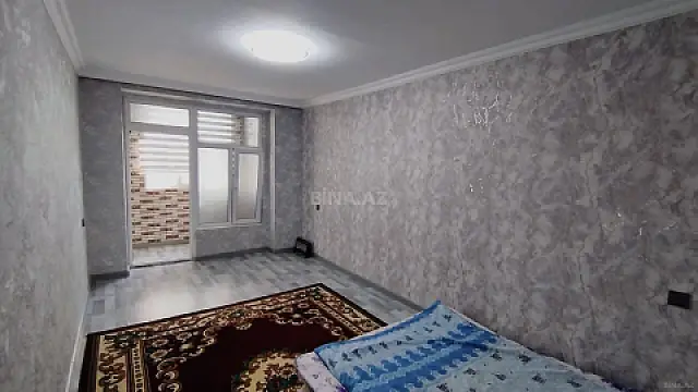 Satılır 5 otaqlı mənzil 120 m²