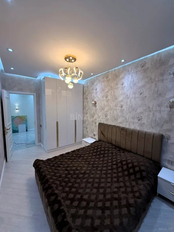 Satılır 3 otaqlı mənzil 101 m²