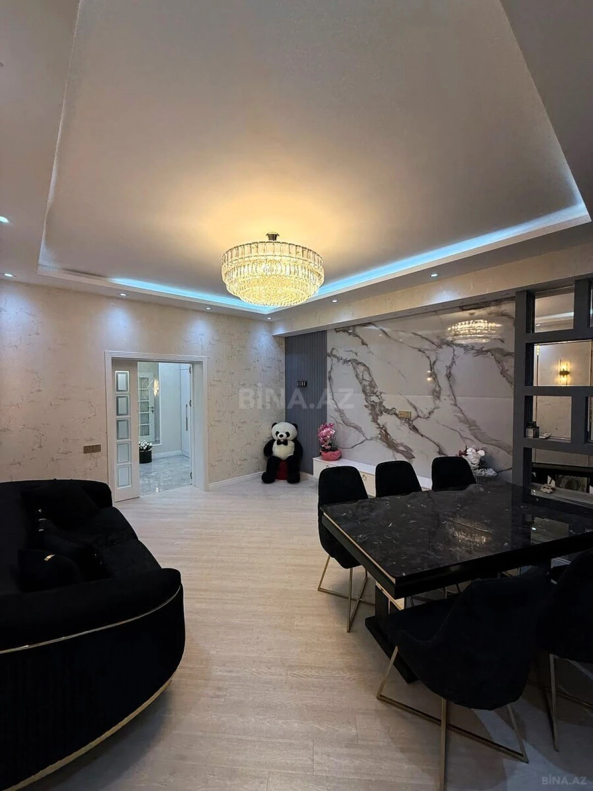 Satılır 3 otaqlı mənzil 101 m²