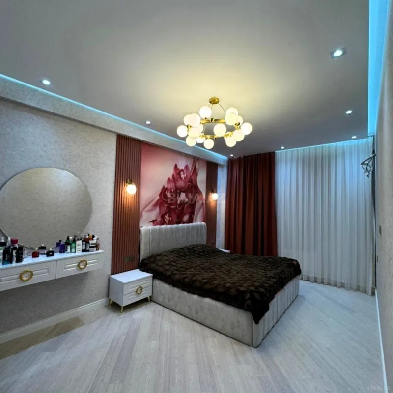 Satılır 3 otaqlı mənzil 101 m²