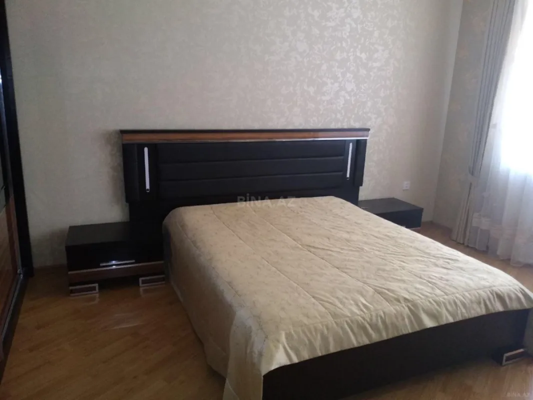 Kirayə verilir 7 otaqlı həyət evi 500 m²