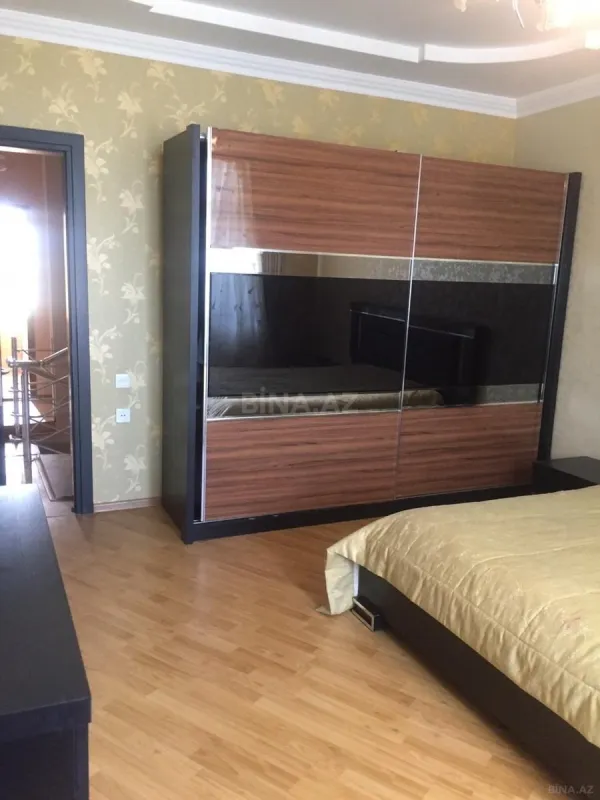 Kirayə verilir 7 otaqlı həyət evi 500 m²