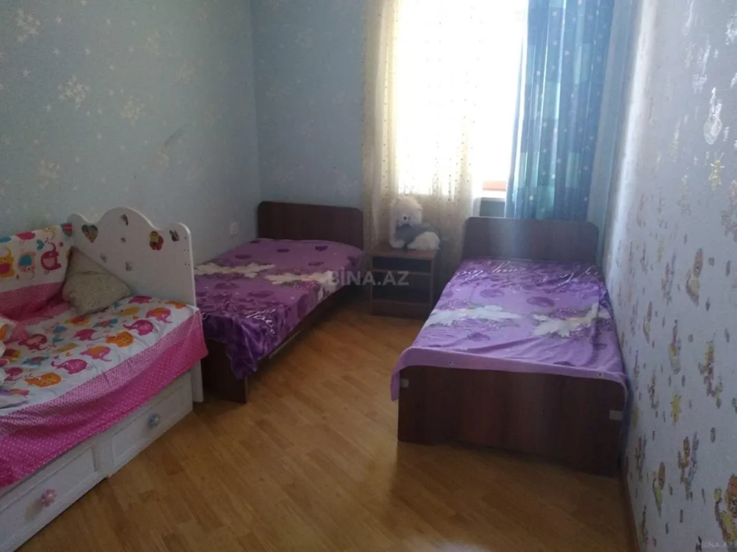 Kirayə verilir 7 otaqlı həyət evi 500 m²