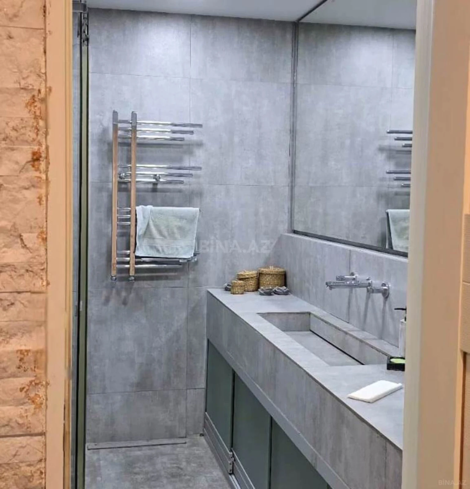 Kirayə verilir 3 otaqlı mənzil 147 m²