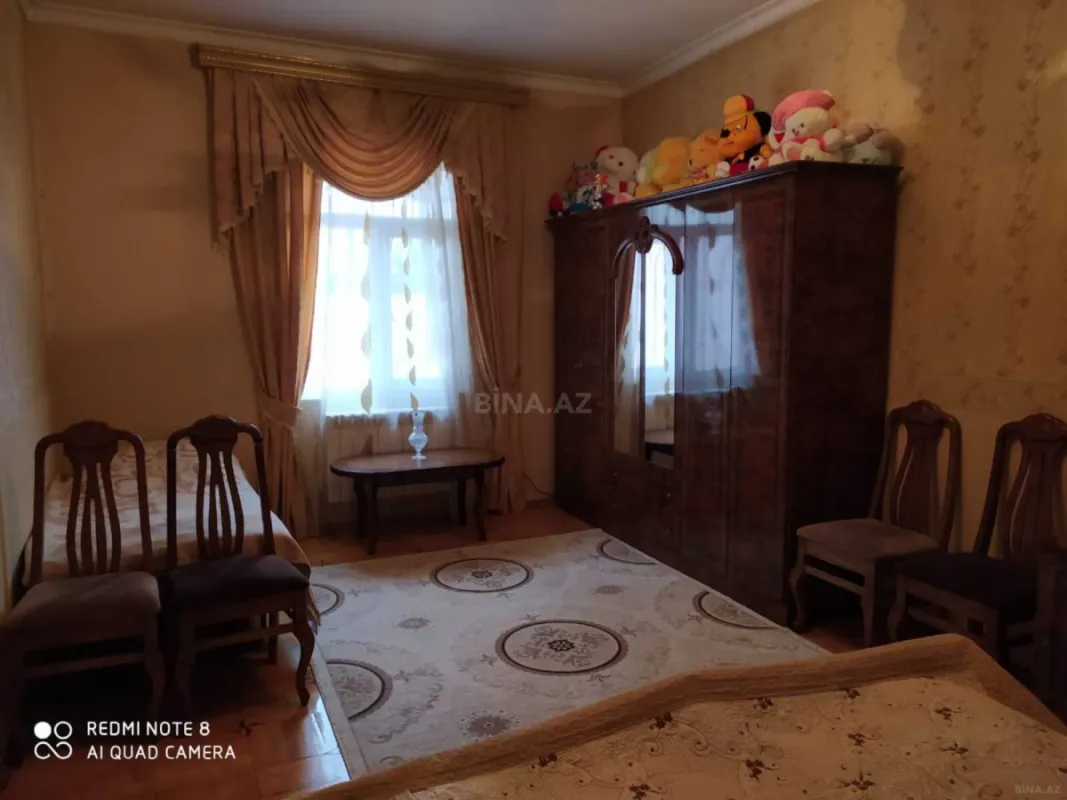 Satılır 4 otaqlı həyət evi 150 m²