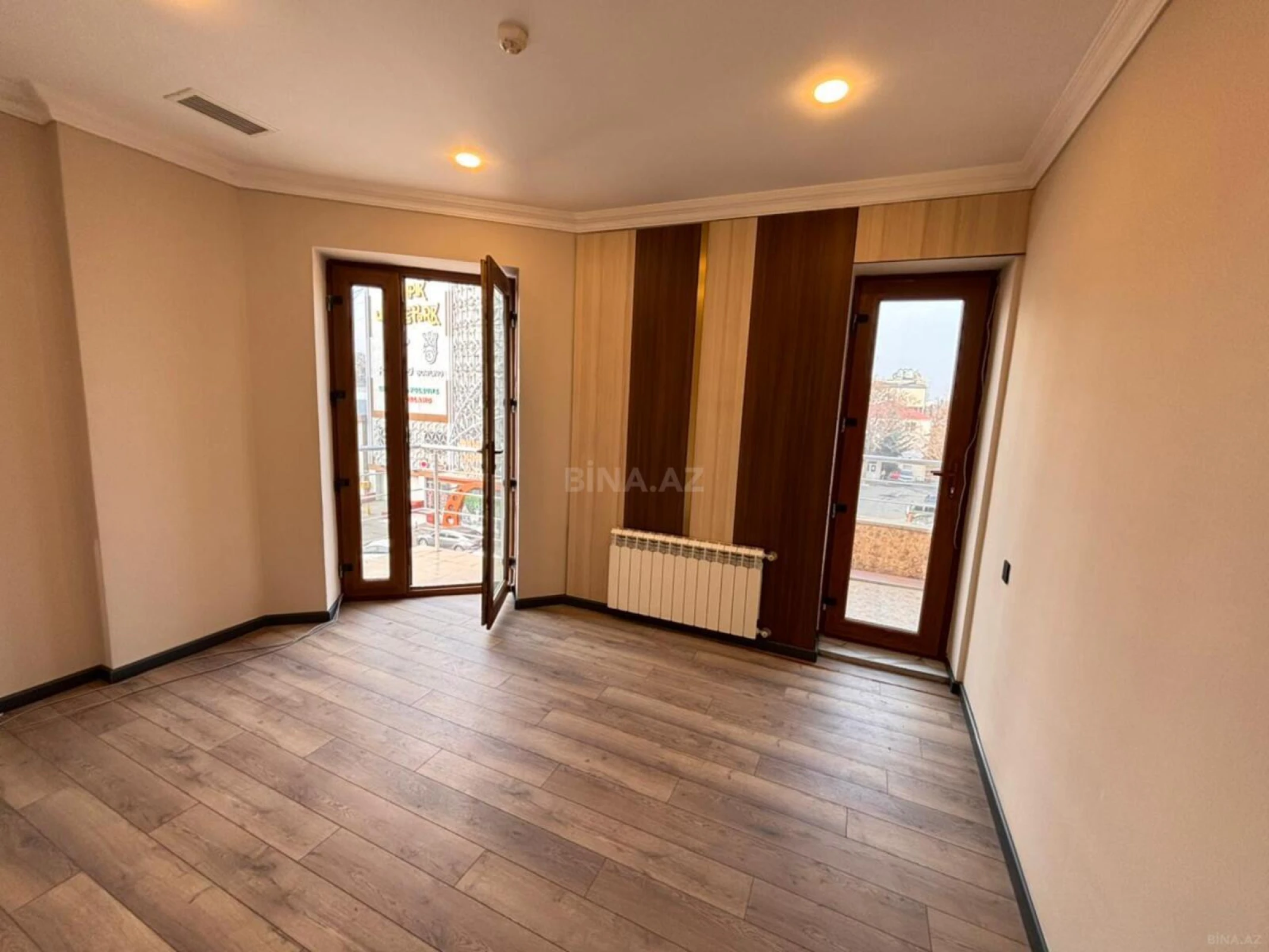 Satılır obyekt 550 m²