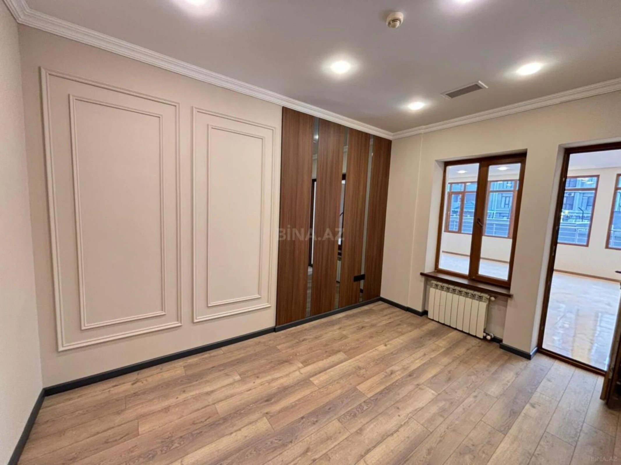 Satılır obyekt 550 m²
