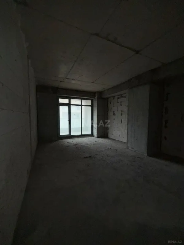 Satılır 3 otaqlı mənzil 148 m²