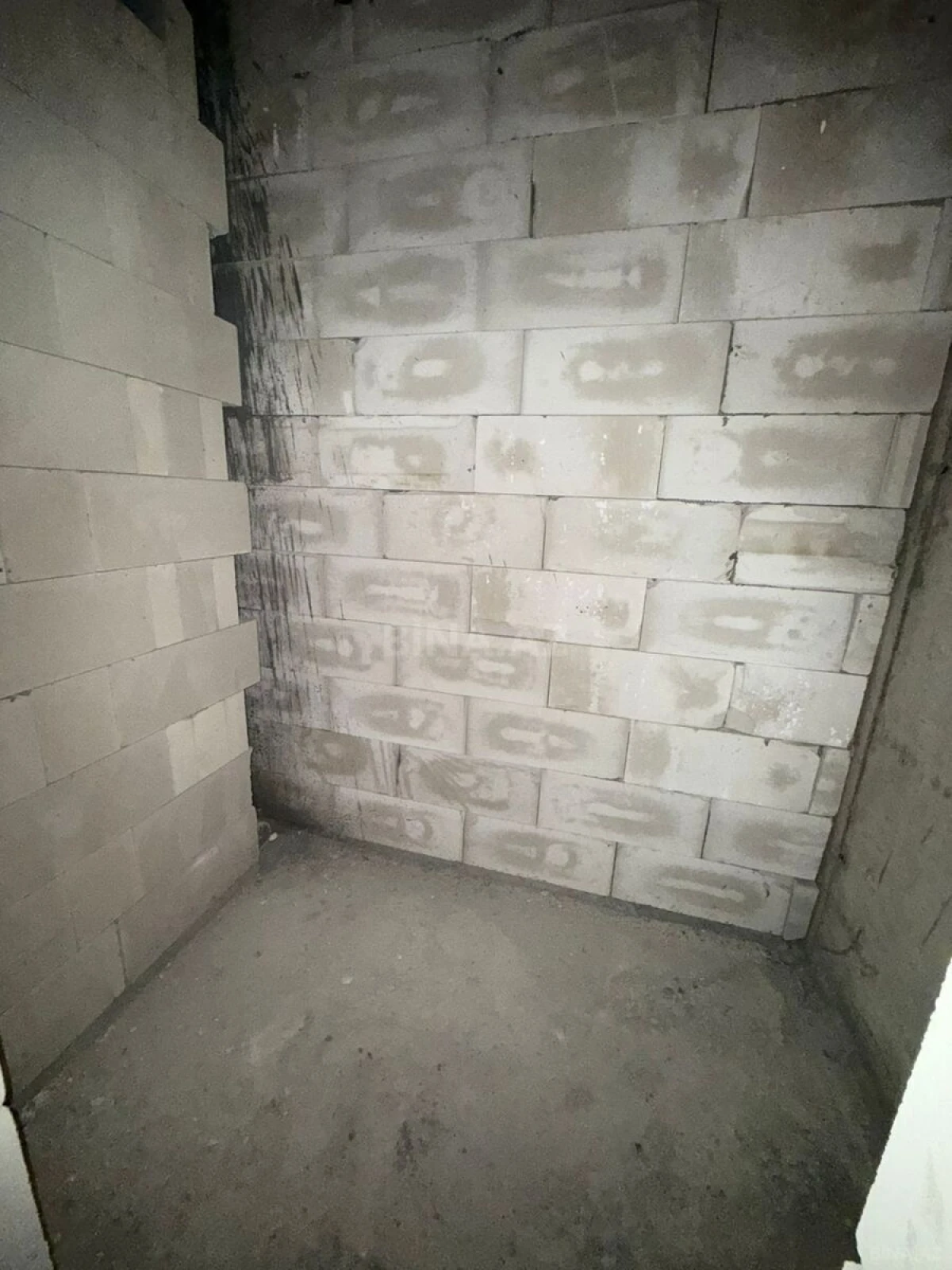 Satılır 3 otaqlı mənzil 148 m²