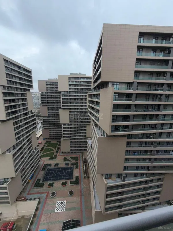 Satılır 3 otaqlı mənzil 148 m²