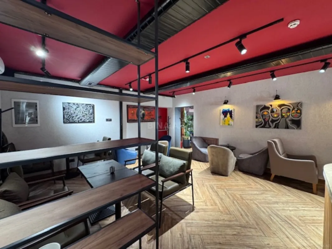 Satılır obyekt 150 m²