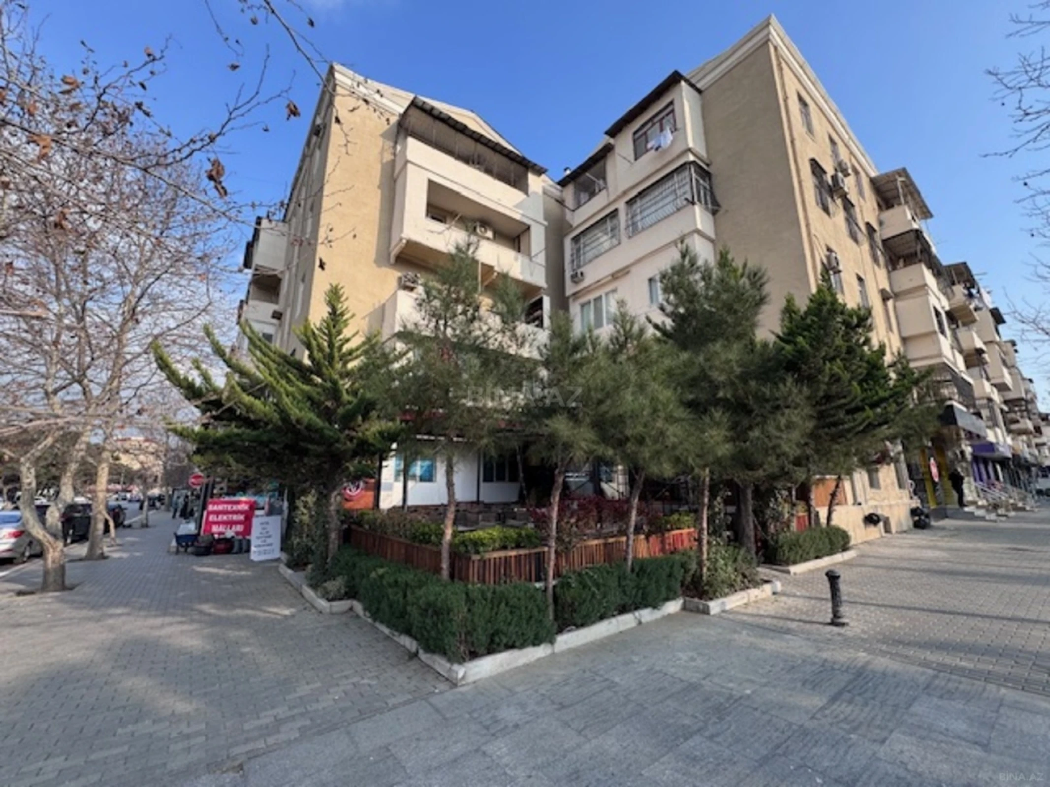 Satılır obyekt 150 m²