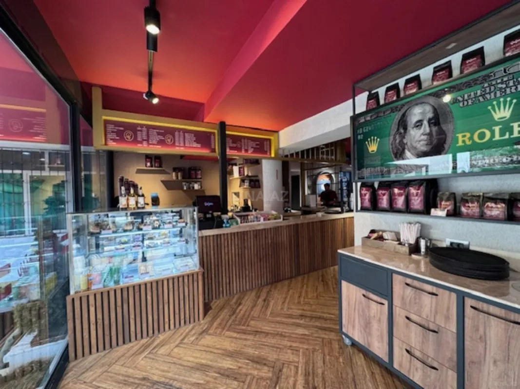 Satılır obyekt 150 m²