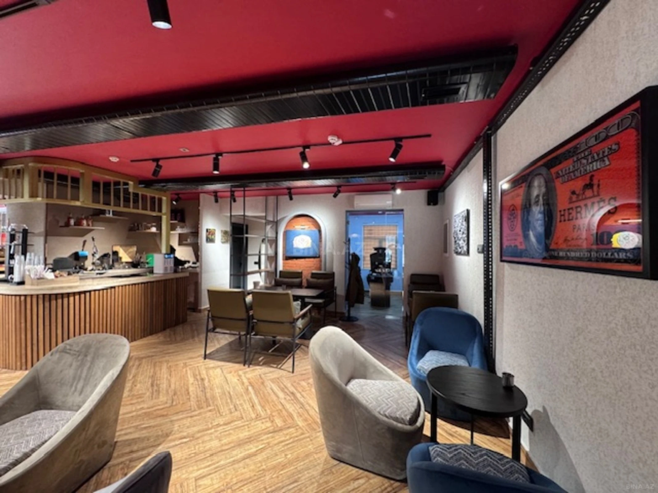 Satılır obyekt 150 m²