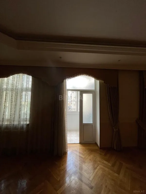 Kirayə verilir 7 otaqlı ofis 350 m²